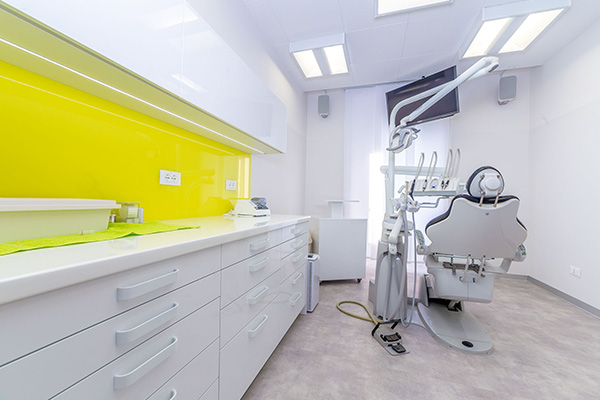 Implant centre Martinko