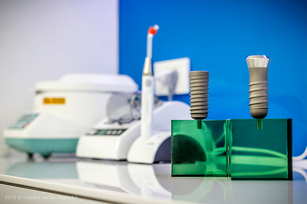 Implant centre Martinko